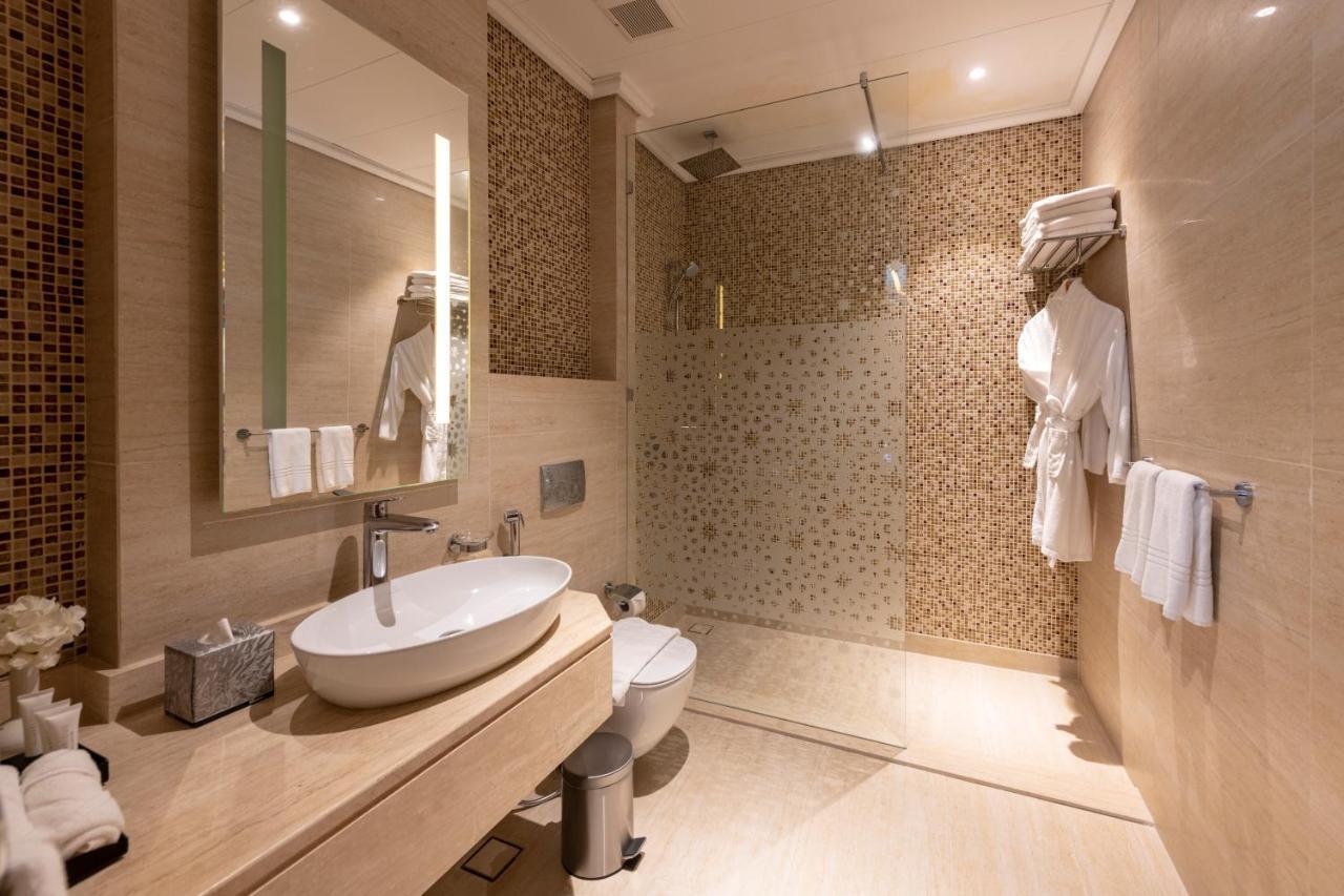 Taj Jeddah Hotel Apartment ภายนอก รูปภาพ