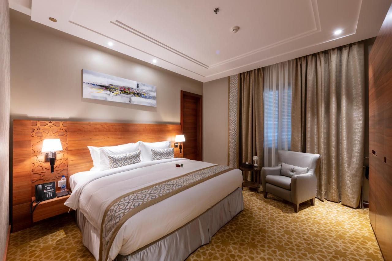 Taj Jeddah Hotel Apartment ภายนอก รูปภาพ
