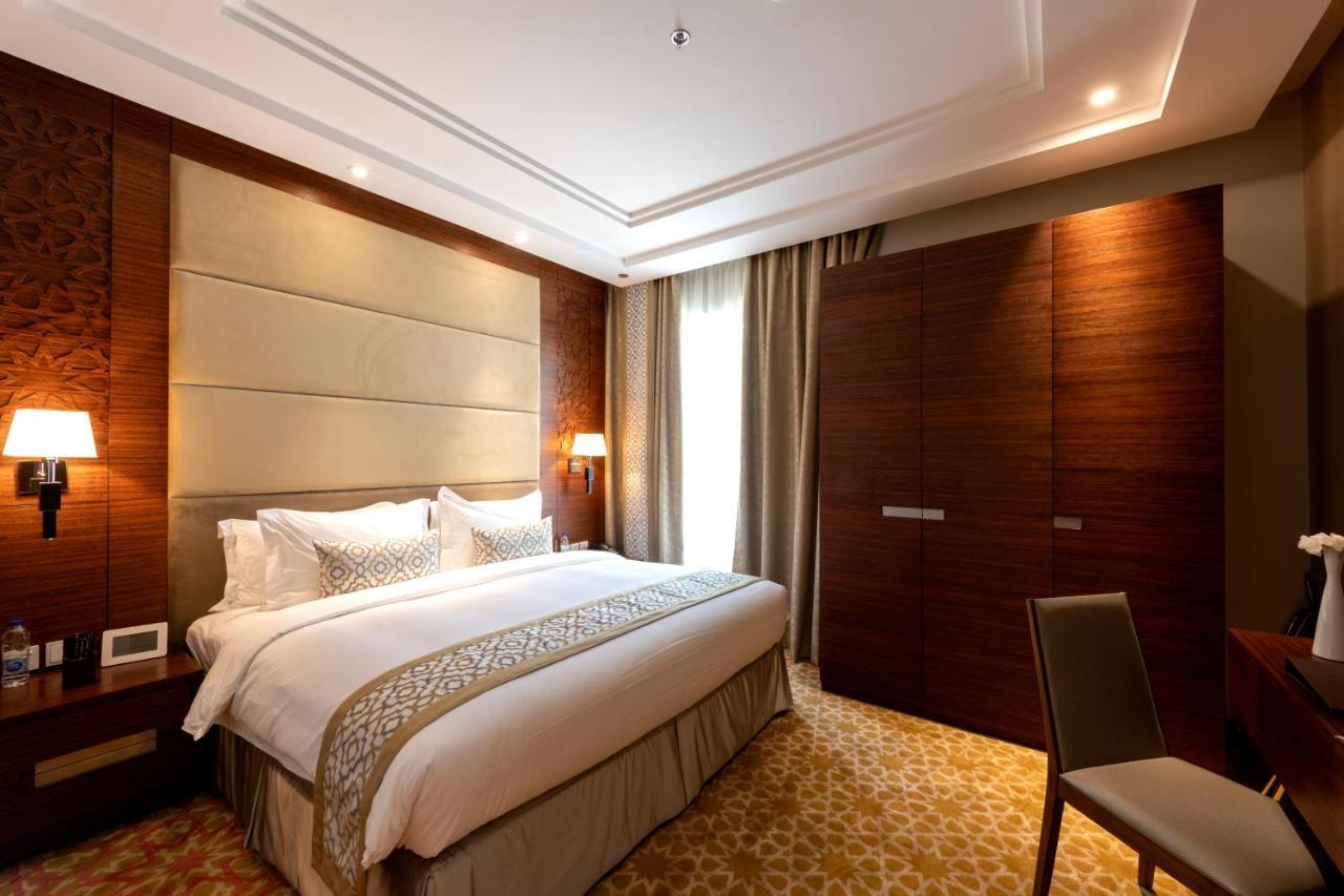 Taj Jeddah Hotel Apartment ภายนอก รูปภาพ