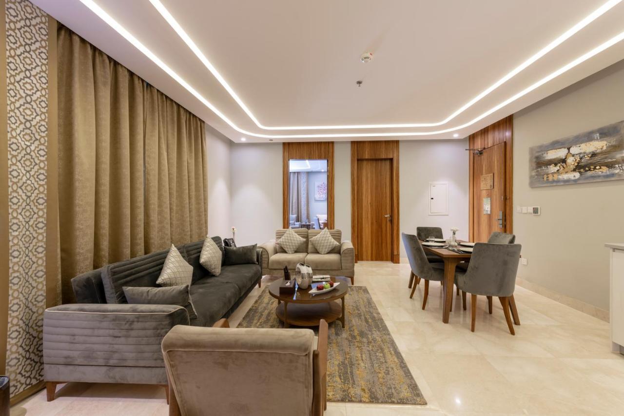 Taj Jeddah Hotel Apartment ภายนอก รูปภาพ