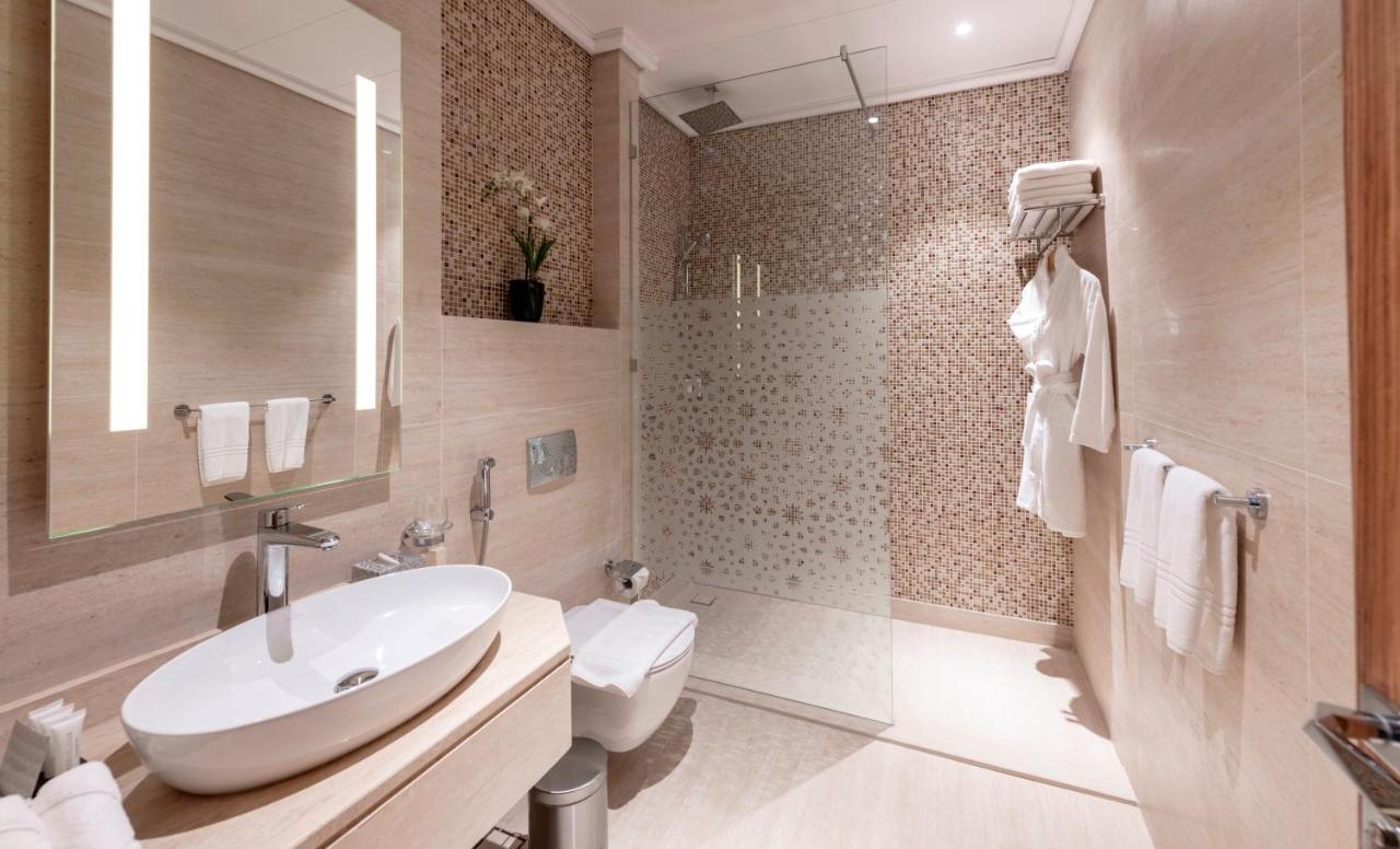 Taj Jeddah Hotel Apartment ภายนอก รูปภาพ