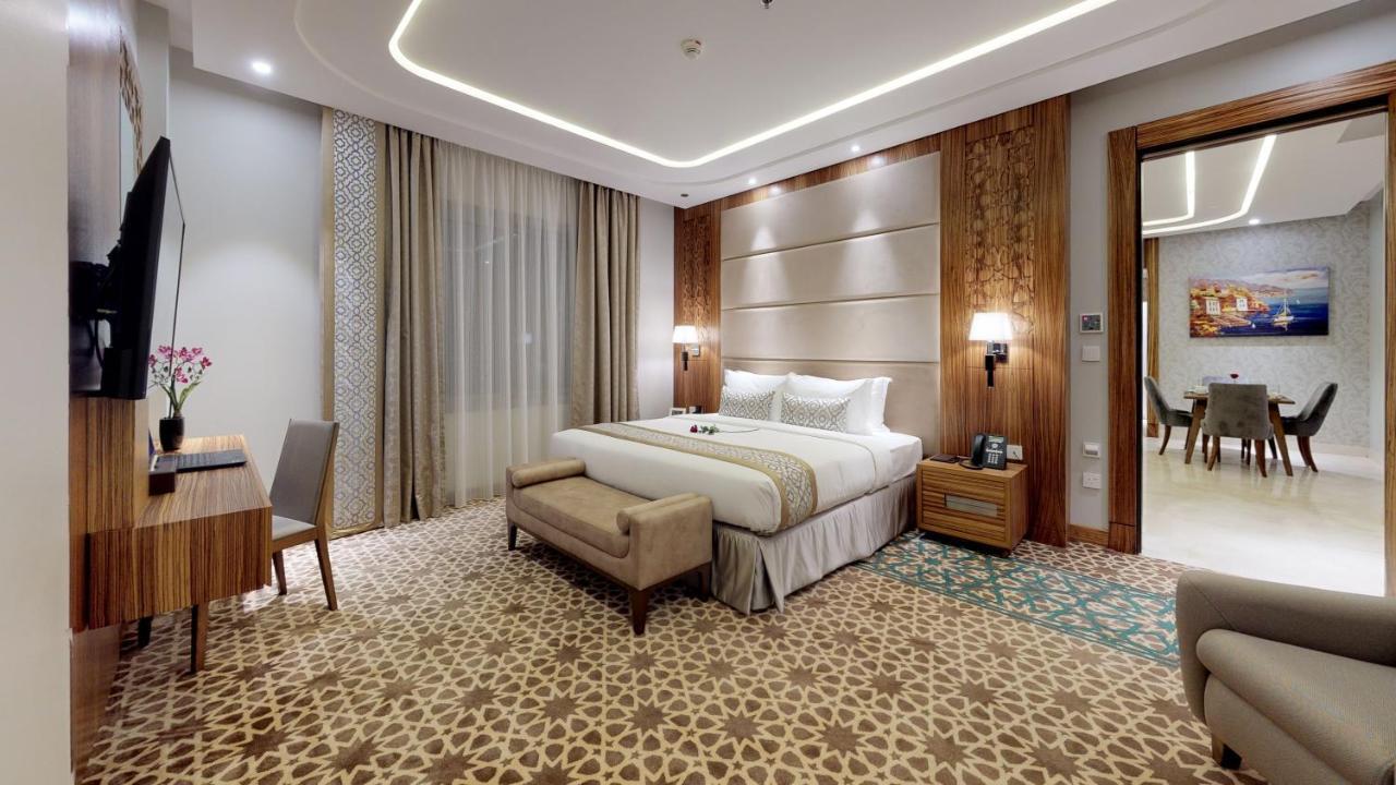 Taj Jeddah Hotel Apartment ภายนอก รูปภาพ